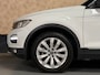 Volkswagen T-Roc 1.5 TSI Sportline Business | Sfeerverlichting | Camera | Carplay | Stoelverwarming