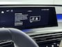 Peugeot e-5008 GT Avantage 73 kWh 7p | 360 Camera | Electrische Stoelen | Adaptieve Cruise Control | Alcantara Bekleding | Stuur en Stoelverwarming