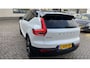 Volvo XC40 Recharge P8 AWD R-Design | Warmtepomp | Lounge Pack (audio installatie premium, elektrisch glazen panorama-dak, parkeersensor voor, rondomzicht camera)