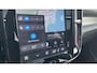 Volvo XC40 Recharge P8 AWD R-Design | Warmtepomp | Lounge Pack (audio installatie premium, elektrisch glazen panorama-dak, parkeersensor voor, rondomzicht camera)