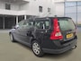 Volvo V70 2.0D Limited Edition AIRCO CRUIS NAVI PDC TREKHAAK