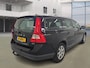 Volvo V70 2.0D Limited Edition AIRCO CRUIS NAVI PDC TREKHAAK