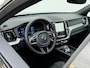 Volvo XC60 2.0 T6 Plug-in hybrid AWD Plus Dark | Trekhaak | Pano | Pilost Assist | Memory