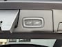 Volvo XC60 2.0 T6 Plug-in hybrid AWD Plus Dark | Trekhaak | Pano | Pilost Assist | Memory