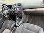 Volkswagen Golf 1.2 TSI Highline BlueMotion 5 drs in automaat met parkeersensoren en bluetooth telefoon / media en cruise controle