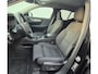 Volvo XC40 1.5 T5 Recharge R-Design Expression cruise control adaptief - Trekhaak - 19” Wielen - Lighting – Climate - Privacy Glass – R780 Interieur – Power seats met beenverlenger en memory – Full led koplampen – Telefoon lader