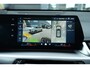 BMW X1 xDrive25e M Sport | 245PK | Pano | HUD | 360° | 20" | Keyless | Premium Pack | Travel Pack | BMW X1 xDrive25e M Sport 245 PK Plug-in Hybrid met 1.5 driecilinder, panoramadak, Head-Up Display, 360° camera, 20-inch lichtmetalen velgen, Keyless Entry, Parking Assistant Profes