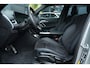 BMW X1 xDrive25e M Sport | 245PK | Pano | HUD | 360° | 20" | Keyless | Premium Pack | Travel Pack | BMW X1 xDrive25e M Sport 245 PK Plug-in Hybrid met 1.5 driecilinder, panoramadak, Head-Up Display, 360° camera, 20-inch lichtmetalen velgen, Keyless Entry, Parking Assistant Profes