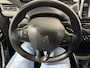 Peugeot 208 Signature 1.2 PureTech Cruise control Airco Navigatie