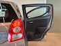Suzuki Alto 1.0 5-DEURS COMFORT-uitv|AIRCO|TREKHAAK|RADIO/MP3|STUURBEKRACHTIGING|NAP|NIEUWE APK + ONDERHOUDSBEURT BIJ AFLEVERING