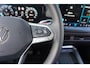 Volkswagen T-Roc 1.5 eTsi 115pk DSG Life First Edition | Stoel -/Stuurwiel Verwarming | Achteruitrijcamera