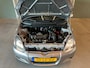 Toyota Yaris 1.5-16V VVT-i T-SPORT-uitv|ISOFIX|TREKHAAK|MP3+WMA-aansluiting|NIEUWE APK+ONDERHOUDSBEURT BIJ AFLEVERING|NL-AUTO|NAP