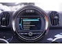 MINI Countryman 1.5 Cooper S E ALL4 Chili Navigatie 18"-lmv PDC-achter Panodak leren stuur/versnellingspook Camera private-glas bluetooth-telefonie elektrische-achterklep Cruise-controle stoelverwarming Climate-controle Apple-Carplay