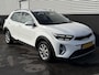 Kia Stonic 1.0 T-GDi MHEV DynamicLine NL-auto, Parkeersensoren, Navigatie, Climate control, Apple CarPlay/Android auto, achteruitrijcamera,