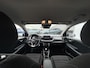 Kia Stonic 1.0 T-GDi MHEV DynamicLine NL-auto, Parkeersensoren, Navigatie, Climate control, Apple CarPlay/Android auto, achteruitrijcamera,