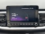 Kia Stonic 1.0 T-GDi MHEV DynamicLine NL-auto, Parkeersensoren, Navigatie, Climate control, Apple CarPlay/Android auto, achteruitrijcamera,