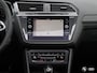 Volkswagen Tiguan 1.5 eHybrid R-Line / PANODAK / LEDER / TREKHAAK / EL STOELEN / VERW STOELEN & STUUR / 19"