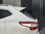 Nissan Qashqai 1.2 Visia Pano | Leer | Verw. stoelen | 360 camera