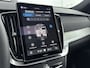 Volvo XC90 Ultra Black Edition Recharge Plug-In Hybrid AWD | Luchtvering | Bower & Wilkins | Panoramadak | 22 inch LM | Stoel Massage - Ventilatie - Verwarming | PDC + 360 camera | HUD | BLIS |
