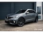 Volkswagen T-Roc 2.0 TSI 4Motion R Akra|Pano|DCC|Beats|Camera|Trekhaak|Carplay