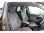 Renault Captur 1.2 TCe 120 PK Barista | Automaat | Stoelverwarming voor  | lederen bekleding | Camera achter |