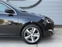 Peugeot 308 1.2 PureTech Blue Lease Premium Pano|Clima|Cruise|Trekhaak|PDC|Elek ramen|Lm velgen|D-riem vv in 2024|APK tot 09-2027