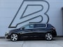 Peugeot 308 1.2 PureTech Blue Lease Premium Pano|Clima|Cruise|Trekhaak|PDC|Elek ramen|Lm velgen|D-riem vv in 2024|APK tot 09-2027