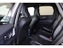 Volvo XC60 T6 Recharge AWD Ultra Black Edition - Luchtvering - Panorama/schuifdak - IntelliSafe Assist & Surround - 360º Camera - Bowers & Wilkins audio - Adaptieve LED koplampen - Verwarmde voorstoelen, stuur & achterbank - Parkeersensoren voor & achter - Elektr. bedienb. voorstoelen met geheugen - Extra getint glas - Inklapbare trekhaak - 21' LMV