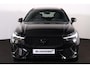 Volvo XC60 T6 Recharge AWD Ultra Black Edition - Luchtvering - Panorama/schuifdak - IntelliSafe Assist & Surround - 360º Camera - Bowers & Wilkins audio - Adaptieve LED koplampen - Verwarmde voorstoelen, stuur & achterbank - Parkeersensoren voor & achter - Elektr. bedienb. voorstoelen met geheugen - Extra getint glas - Inklapbare trekhaak - 21' LMV