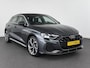 Audi A3 Sportback 40 TFSI e 204pk Automaat S-Line edition Comfort pakket Plus Lichtmetalen Velgen 18" Matrix Led Parkeer sensoren Camera Cruise Control Adaptive Navigatie Apple Carplay/Android Auto