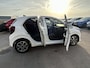 Kia Picanto 1.0 DPI ExecutiveLine 1e eign. Stoel- & Stuurwiel verwarmd, Smart Key, Privacy glass, LMV, Navigatie, Achteruitrijcamera, Parkeersensoren