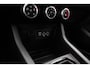 Renault Clio 1.0 TCe 92 PK Bi-Fuel Zen | 4 seizoensbanden | Airco | NAVI | parkeersensoren achter | Apple/Android car play |