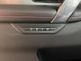 Land Rover Discovery Sport P300e R-DYNAMIC SE