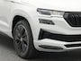 Skoda Karoq 1.5 TSI 150 pk DSG ACT Sportline Business | Trekhaak | 360 Camera | ACC | Stoel + Stuurverwarming | Led Matrix | Navigatie | Voorruit Verwarming | Elektrische Klep |