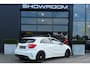 Mercedes-Benz A-klasse 180 AMG, Panoramadak, Leder, Black Optic!