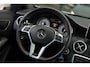 Mercedes-Benz A-klasse 180 AMG, Panoramadak, Leder, Black Optic!