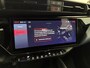 Alfa Romeo Junior Elettrica Automaat 156PK Adaptieve Cruise Control LMV 18 inch Full Led Matrix Parkeer sensoren Navigatie Apple Carplay / Android auto  Climate Control
