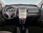 Toyota Verso 1.8 16v VVT-i Sol /Trekhaak/Parkeersensoren/Automatische airco/Radio