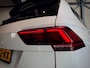 Volkswagen Tiguan Allspace 1.5 TSI R-Line 7pers, Panodak, ACC, Trekhaak, BTW, Leer, 20", Sfeerverlicht, Parkeerhulp, DAB