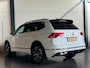 Volkswagen Tiguan Allspace 1.5 TSI R-Line 7pers, Panodak, ACC, Trekhaak, BTW, Leer, 20", Sfeerverlicht, Parkeerhulp, DAB