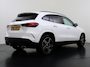 Mercedes-Benz GLA 250 e Business Solution AMG | Trekhaak Wegklapbaar | Panorama - Schuifdak | Apple Carplay/Android Auto | Verwarmd Stuurwiel | Adaptieve Cruise Control | Klasse 3 Alarm | Keyless Entry