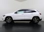 Mercedes-Benz GLA 250 e Business Solution AMG | Trekhaak Wegklapbaar | Panorama - Schuifdak | Apple Carplay/Android Auto | Verwarmd Stuurwiel | Adaptieve Cruise Control | Klasse 3 Alarm | Keyless Entry
