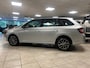 Skoda Fabia Combi 1.0 TSI Drive Navigatie, Airco, Cruise control.