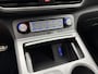 Hyundai Kona Electric EV Comfort 64 kWh 3-Fase SOH 95,2% | Warmtepomp | Trekhaak | Camera | Carplay&Android