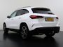 Mercedes-Benz GLA 250 e Business Solution AMG | Trekhaak Wegklapbaar | Panorama - Schuifdak | Apple Carplay/Android Auto | Verwarmd Stuurwiel | Adaptieve Cruise Control | Klasse 3 Alarm | Keyless Entry