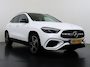 Mercedes-Benz GLA 250 e Business Solution AMG | Trekhaak Wegklapbaar | Panorama - Schuifdak | Apple Carplay/Android Auto | Verwarmd Stuurwiel | Adaptieve Cruise Control | Klasse 3 Alarm | Keyless Entry
