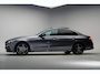 Mercedes-Benz C-klasse 300 e AMG Night [ Soh 93,9% | Panorama Sfeerlicht Leder Trekhaak (1800kg!) ]