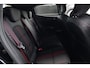 Renault Clio 1.3 TCe R.S. Line | 131PK | Navigatie | Keyless entry/start | LED koplampen | Renault Clio 1.3 TCe R.S. Line 131 PK met 1.3-liter viercilinder benzinemotor, automatische 7-versnellingsbak, navigatiesysteem, Apple CarPlay/Android Auto, keyless entry/start, automatische