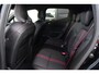 Renault Clio 1.3 TCe R.S. Line | 131PK | Navigatie | Keyless entry/start | LED koplampen | Renault Clio 1.3 TCe R.S. Line 131 PK met 1.3-liter viercilinder benzinemotor, automatische 7-versnellingsbak, navigatiesysteem, Apple CarPlay/Android Auto, keyless entry/start, automatische