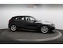 BMW 1-Serie 118i M Sport Dealeronderh. / Illuminated Boston / LED / Draadloos laden / Stoelverwarming / Panoramadak / PDC